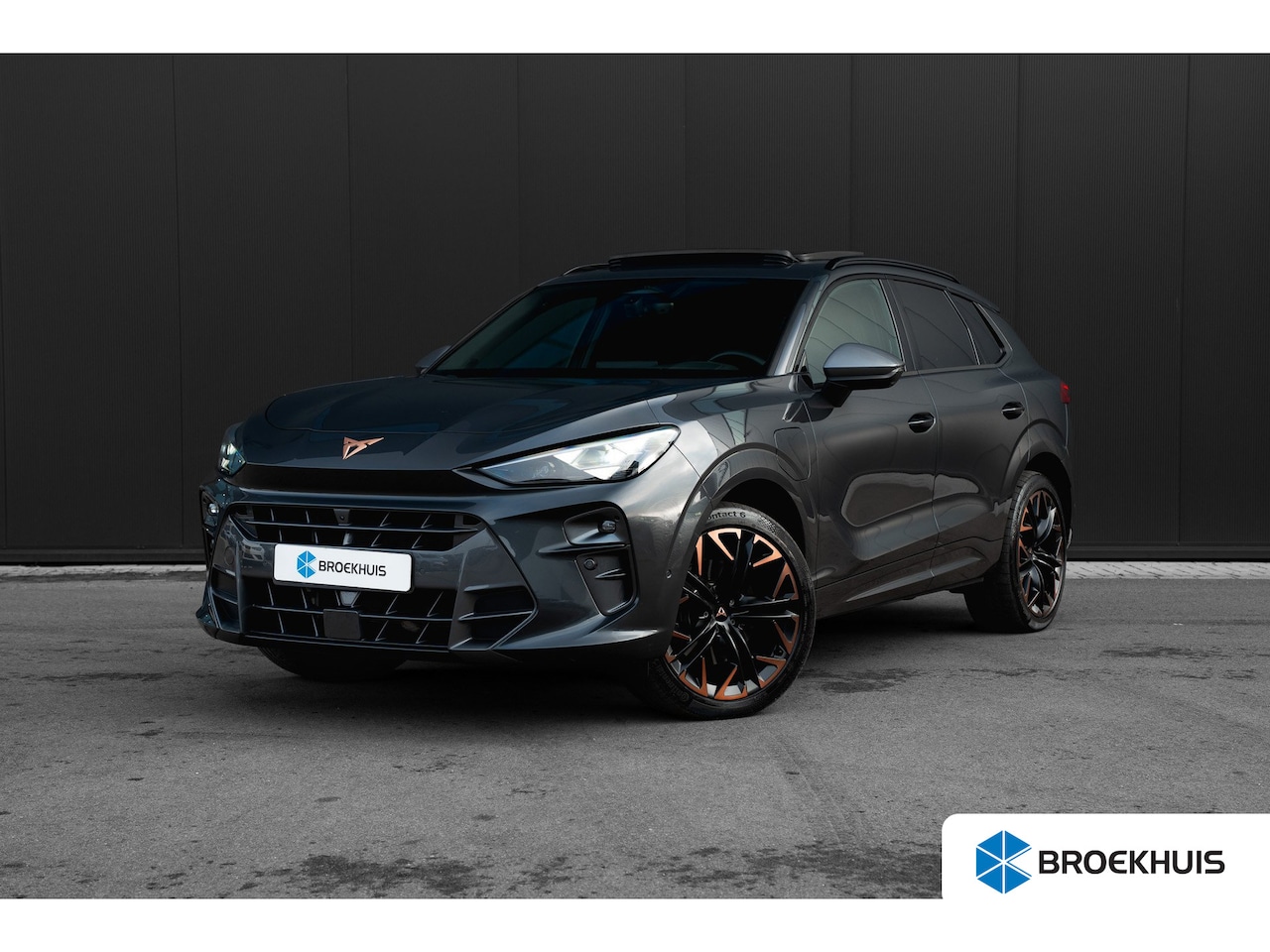 CUPRA Terramar - 1.5 TSI e-Hybrid 272pk VZ Performance | Garantie t/m 2030 | Panoramadak | Trekhaak | Sennh - AutoWereld.nl