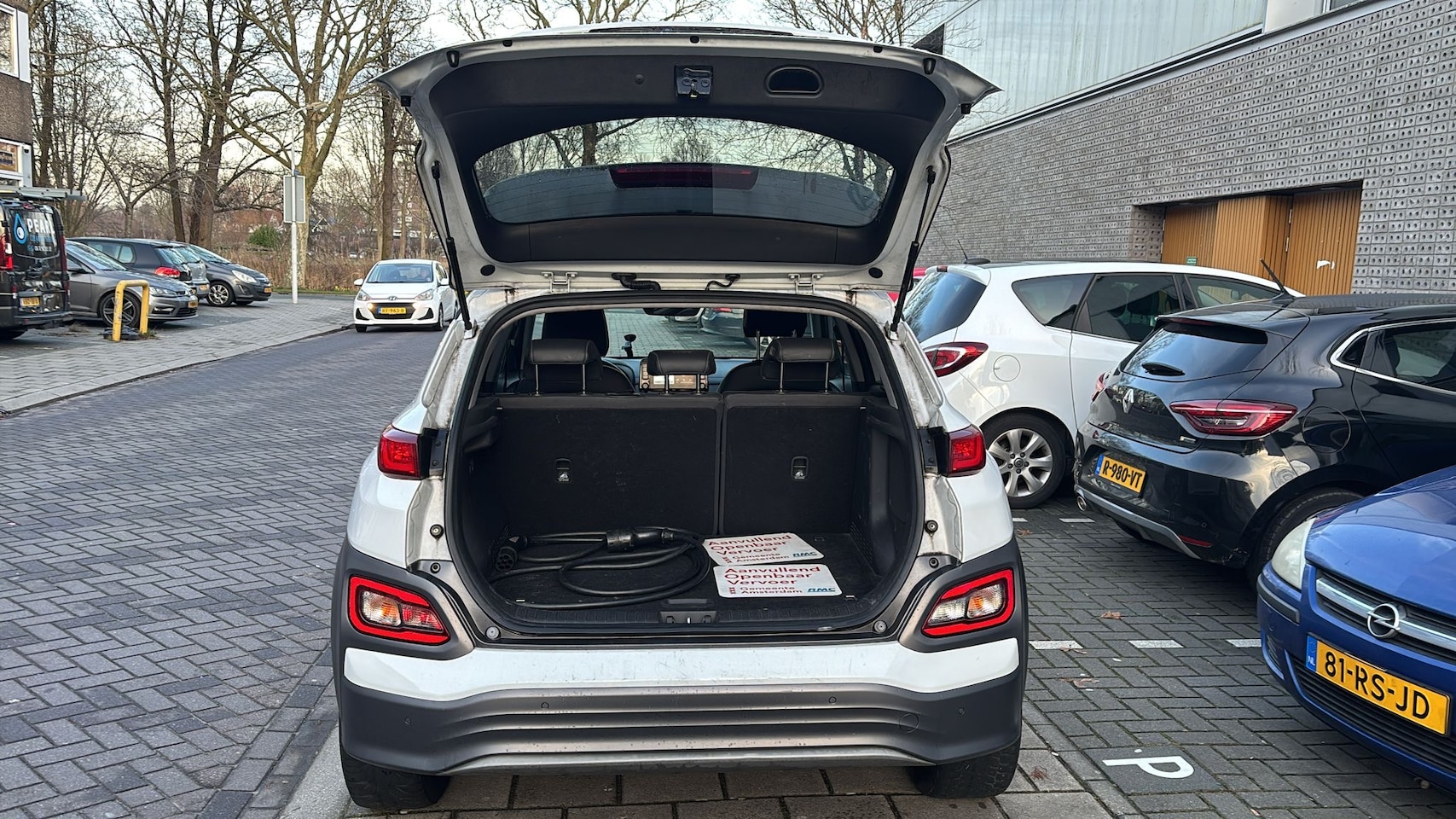 Hyundai Kona - EV Premium 64 kWh - AutoWereld.nl