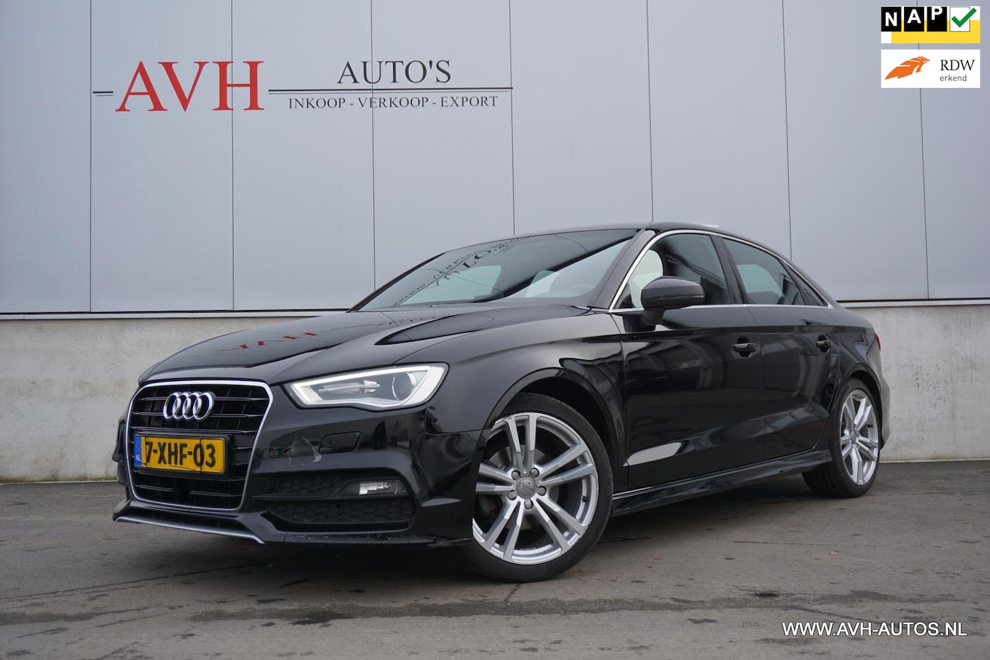 Audi A3 Limousine - 1.4 TFSI CoD Ambition Pro Line S 1.4 TFSI CoD Ambition Pro Line S - AutoWereld.nl