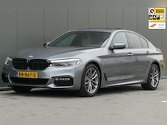 BMW 5-serie - 520i M-Sportpakket Schuifdak Memory Navigatie