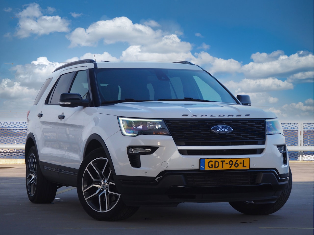 Ford Explorer - Sport - 3.5 ECOBOOST - 370PK - AutoWereld.nl