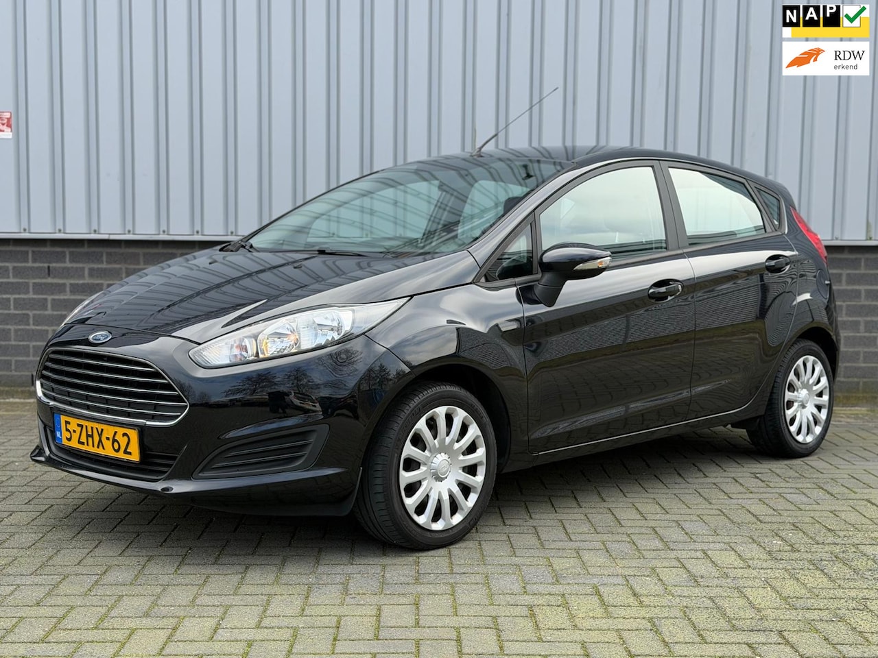 Ford Fiesta - 1.0 Style |Airco|Navi|Bluetooth|5 Deurs|Start/Stop| - AutoWereld.nl