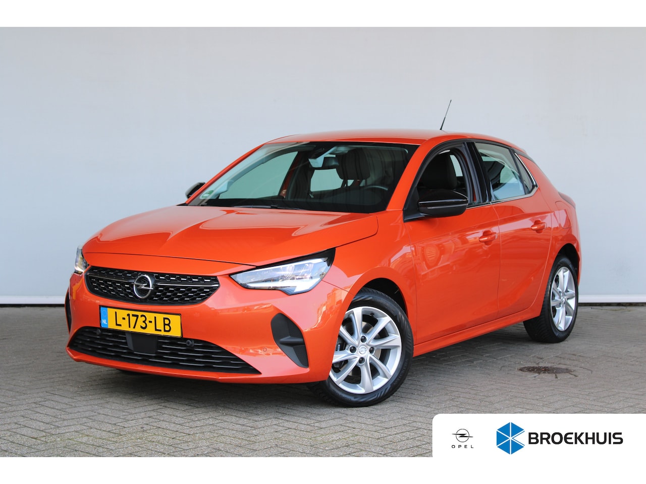 Opel Corsa - 1.2 Elegance | Keyless start | Groot scherm | Parkeercamera | Keyless entry | - AutoWereld.nl
