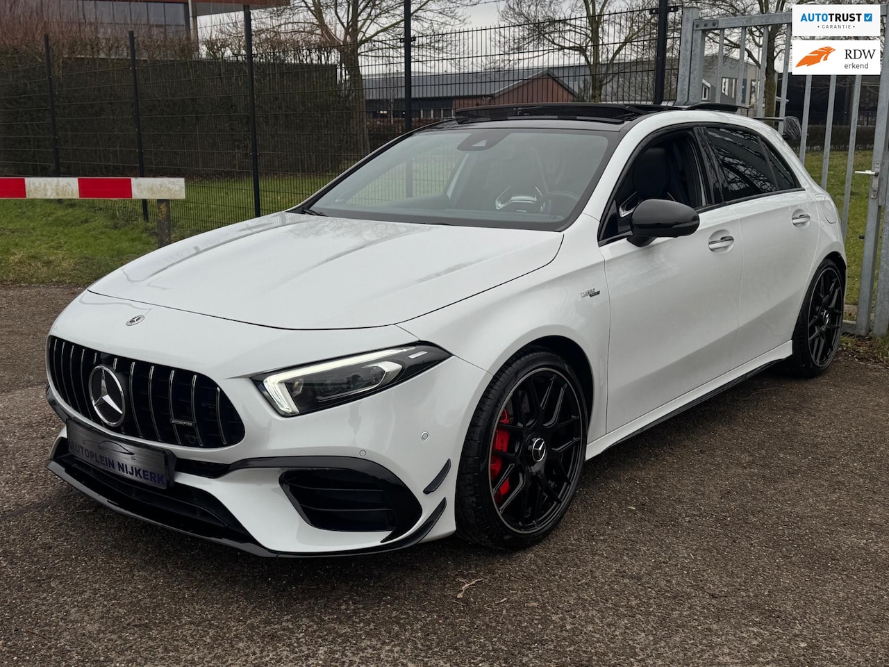 Mercedes-Benz A-klasse - AMG A45 S 4MATIC+ Premium Plus Pano 360cam Burmester Memory - AutoWereld.nl