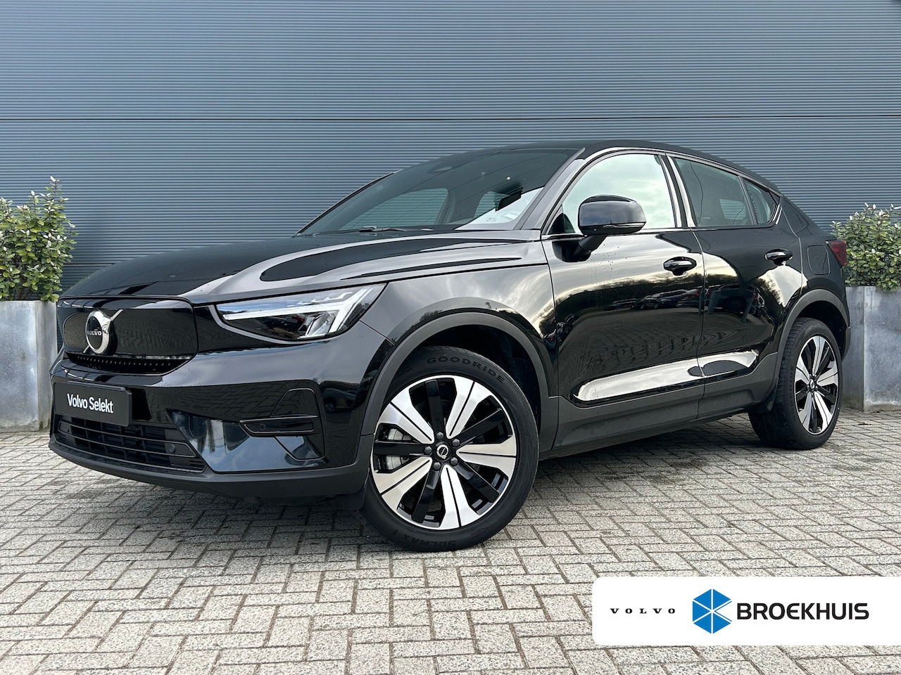 Volvo C40 - Recharge Plus 69 kWh | Pano | BLIS | Adaptive CC | Warmtepomp | Stoel en-stuurverwarming | - AutoWereld.nl