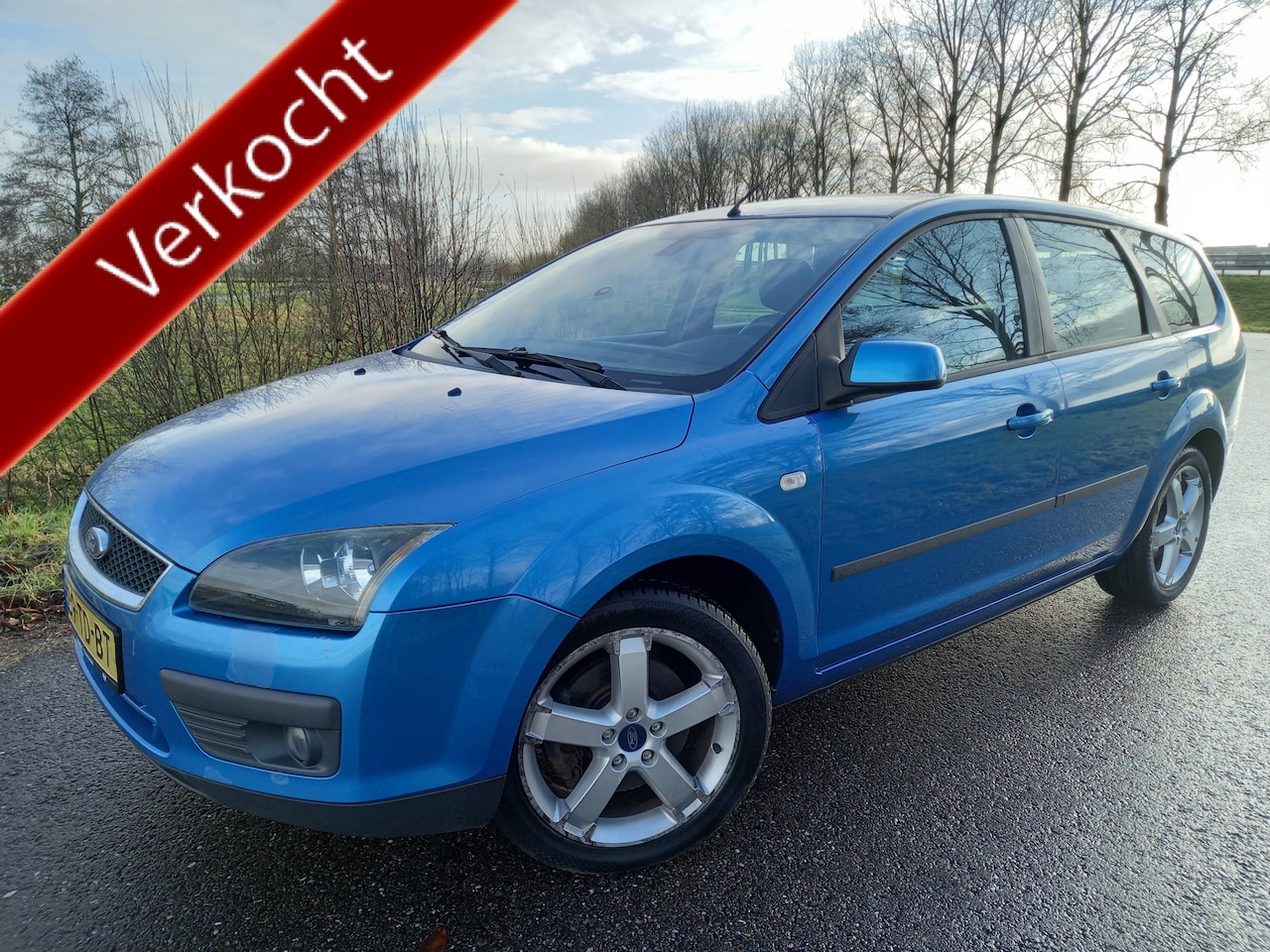 Ford Focus Wagon - 2.0-16V Rally Edition 2.0-16V Rally Edition - AutoWereld.nl