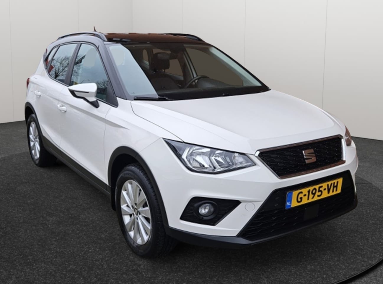 SEAT Arona - 1.0 TSI Xcellence Verwarmde stoelen Clima Velgen - AutoWereld.nl