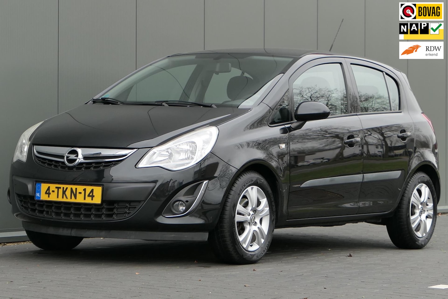 Opel Corsa - 1.2-16V Berlin NAP Airco Cruise Elektrische ramen - AutoWereld.nl
