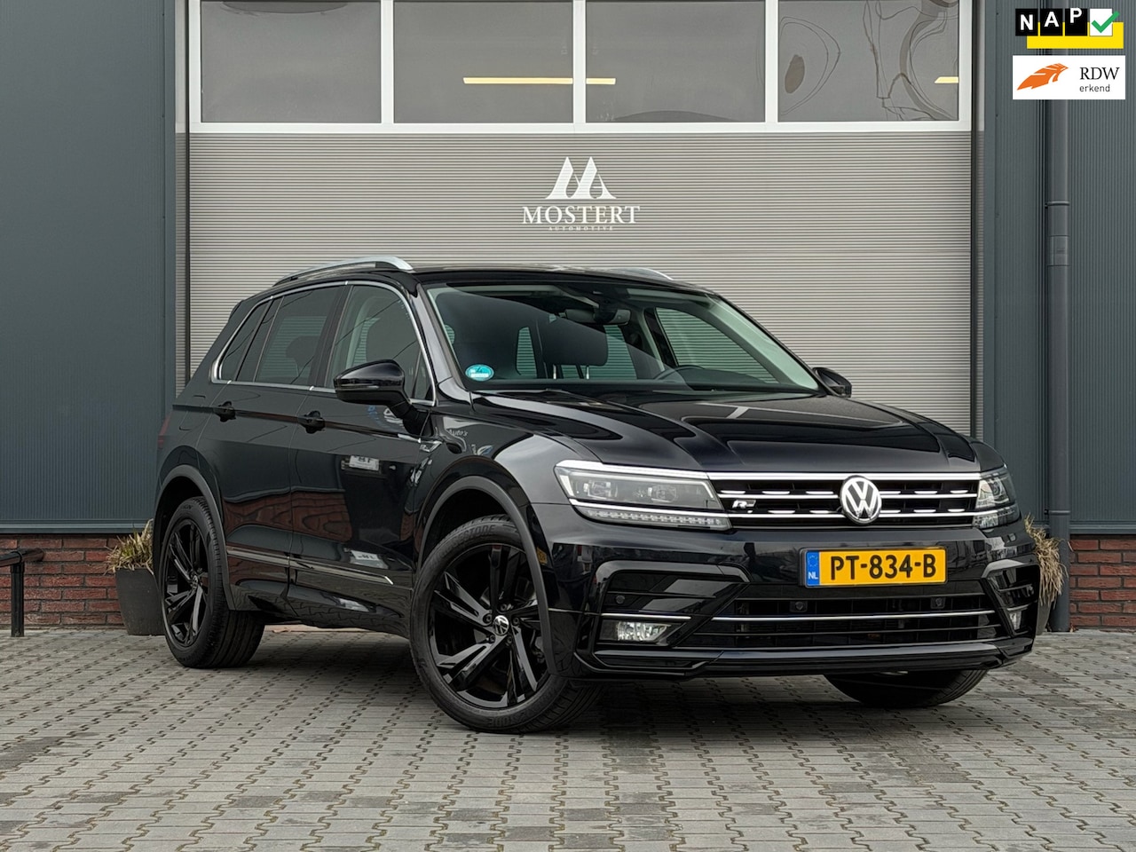 Volkswagen Tiguan - 1.4 TSI/150pk ACT Highline|2017|Automaat|NAP|R-line|Led|Trekhaak|Adaptive cruise|Virtual-c - AutoWereld.nl