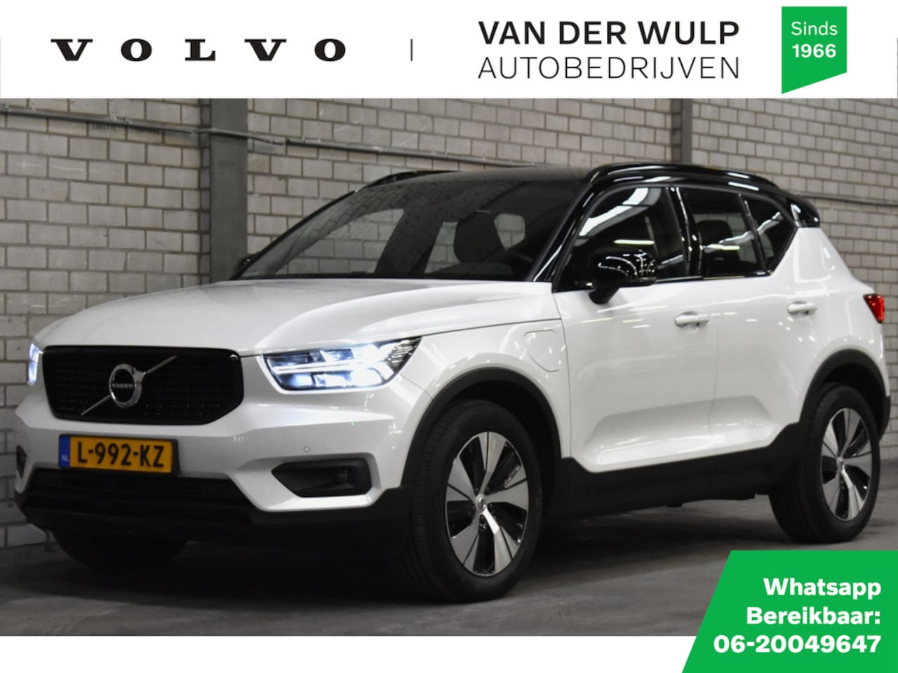 Volvo XC40 - T4 211pk [Plug-in] R-Design Expression | Leder | Trekhaak | DAB - AutoWereld.nl