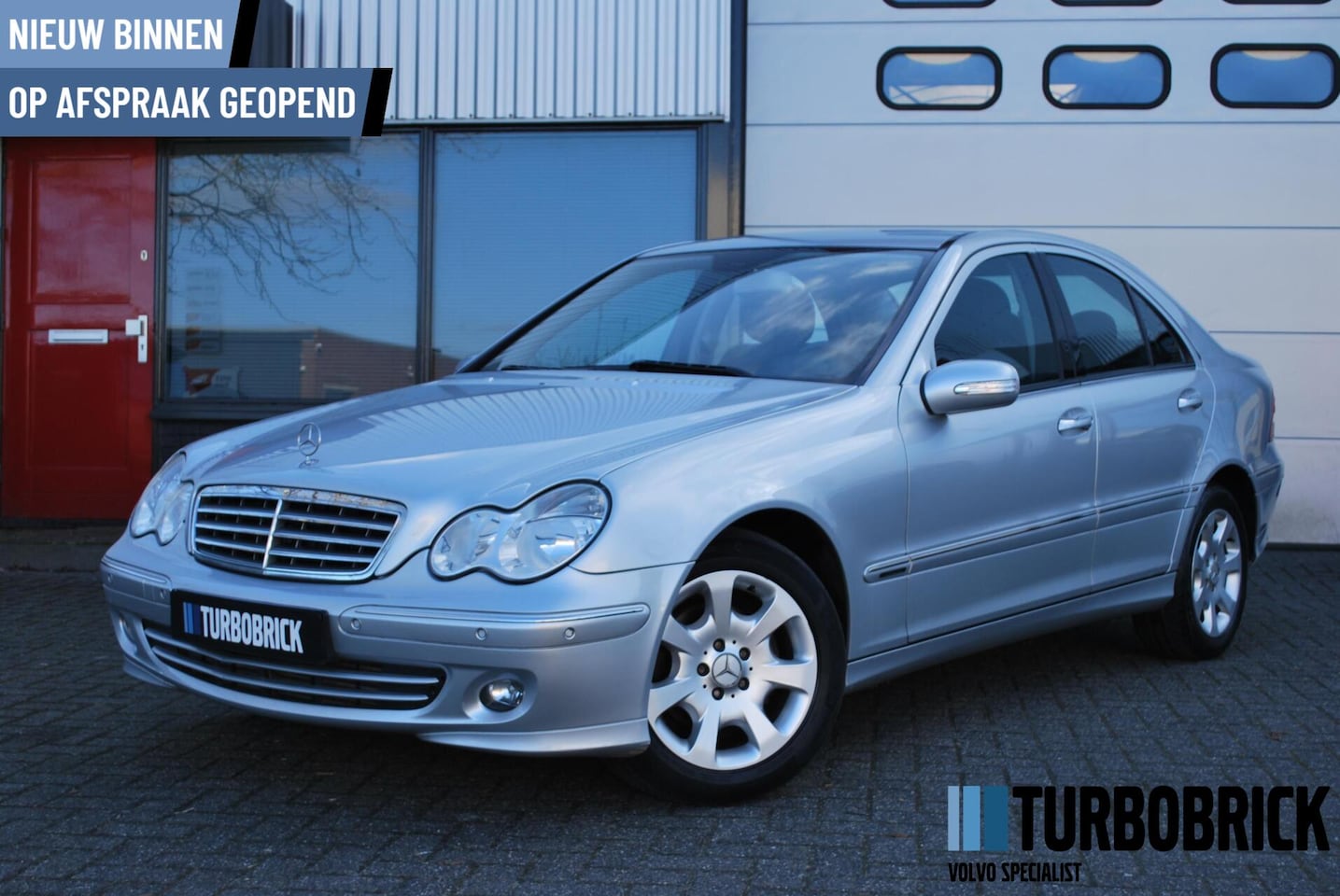 Mercedes-Benz C-klasse - 180 K. Elegance | Clima | Cruise | Trekhaak - AutoWereld.nl