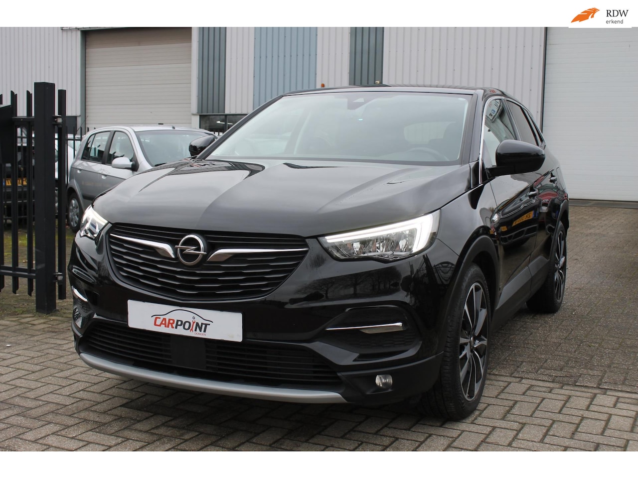 Opel Grandland X - 1.6 Turbo Hybrid Ultimate 224PK Keyless LED Blindspot - AutoWereld.nl
