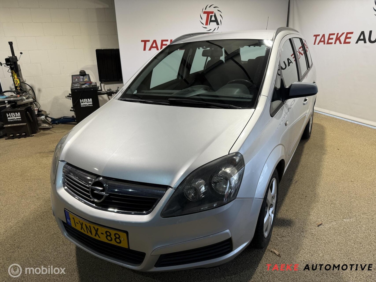 Opel Zafira - 1.6 Business APK/5DEURS/TREKHAAK - AutoWereld.nl