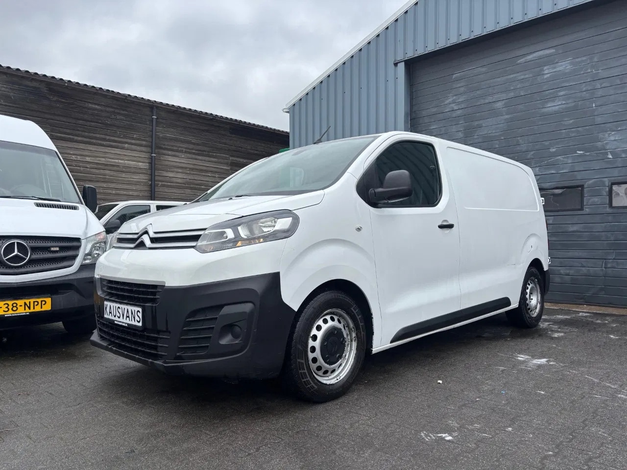 Citroën Jumpy - 1.6 BLueHDI Airco Cruisecontrol Navigatie - AutoWereld.nl