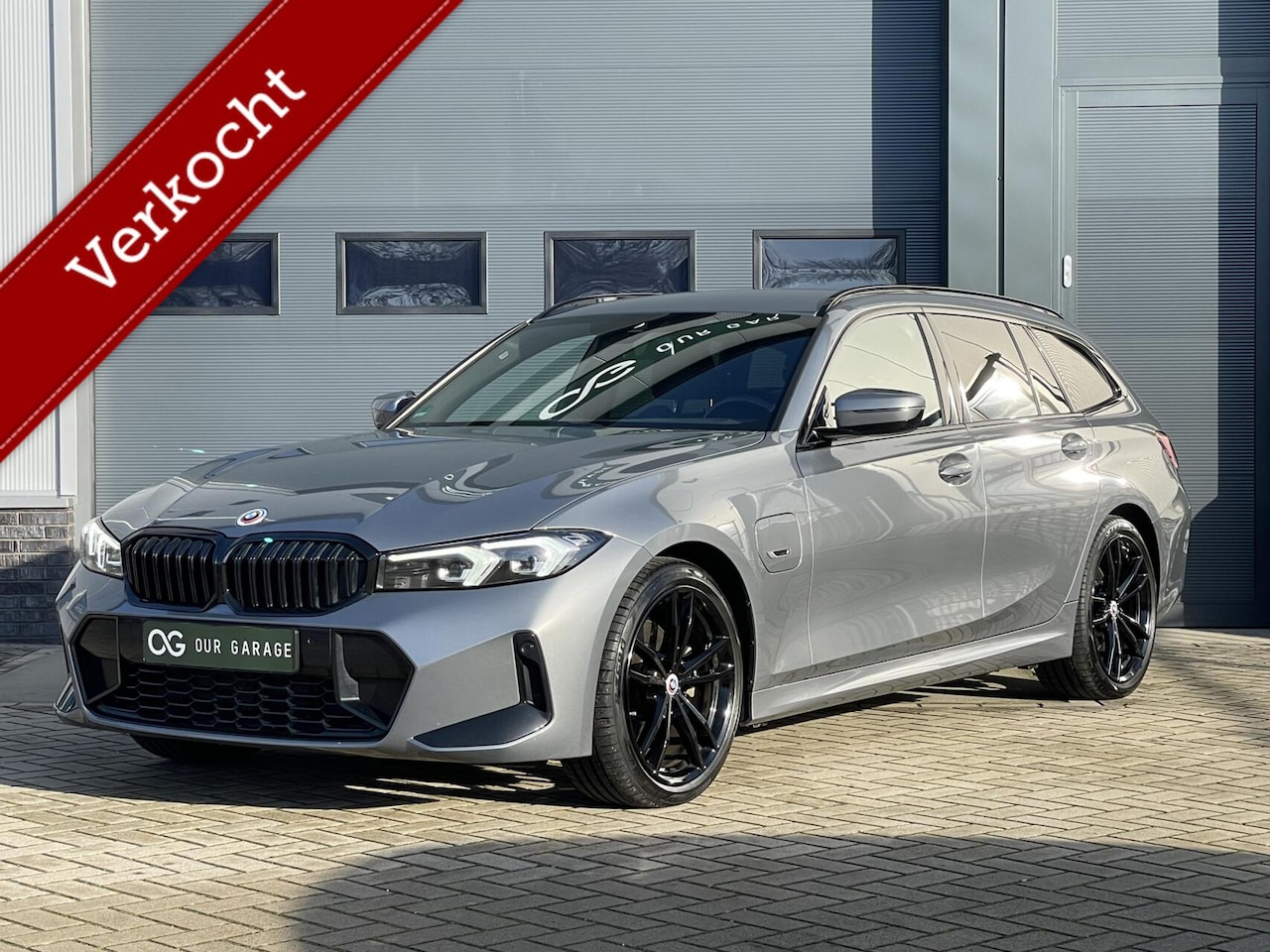 BMW 3-serie Touring - 320e M-Sport Facelift|CarPlay|Widescreen - AutoWereld.nl