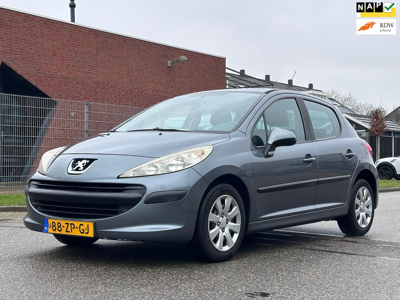 Peugeot 207 - 1.4 VTi Cool 'n Blue 1e Eigenaar*5DR*Cruise*Airco*NAP*Dealer onderhouden* - AutoWereld.nl
