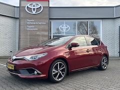 Toyota Auris - 1.8 HYBRID BLACK EDITION AFN-TREKHAAK NAVI BLUETOOTH KEYLESS PANO-DAK 17"LM-VELGEN CLIMA C