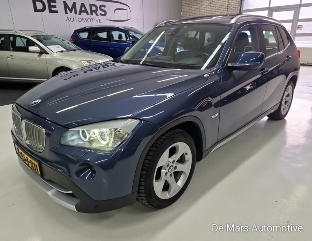 BMW X1 - xDrive23d Executive EXPORTPRIJS cam,carplay,pano - AutoWereld.nl