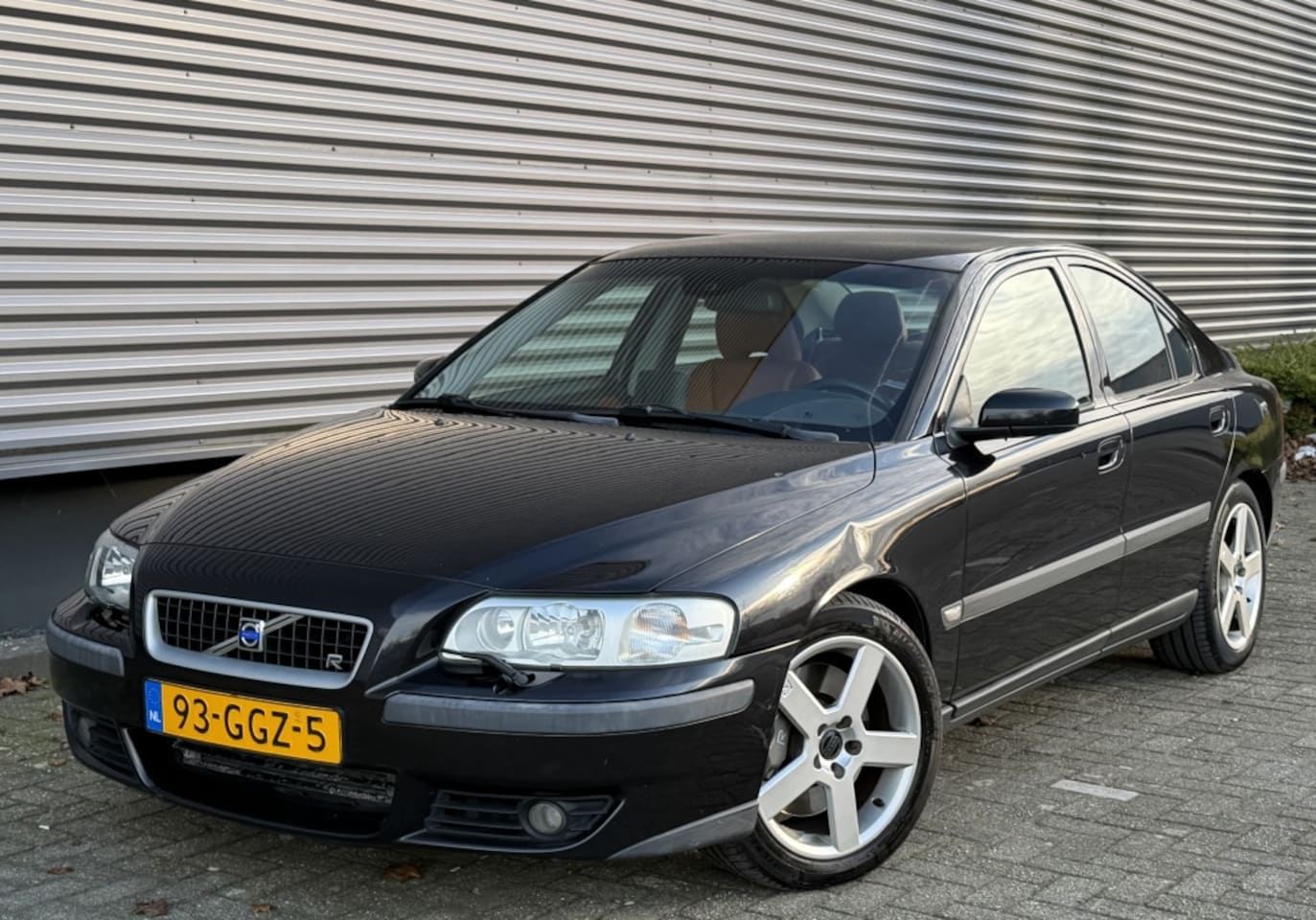 Volvo S60 - 2.5 R 300PK+ Geartronic / Cruise Control / Airco / R-Edit. / 20 - AutoWereld.nl