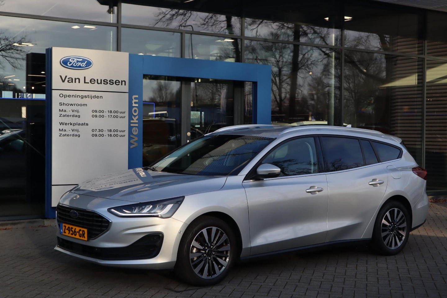 Ford Focus Wagon - 125PK HYBRID TITANIUM-X VIRTUAL-COCKPIT B&O AUDIO CLIMA P-SENSOREN 17"LMV LED CAMERA WINTE - AutoWereld.nl