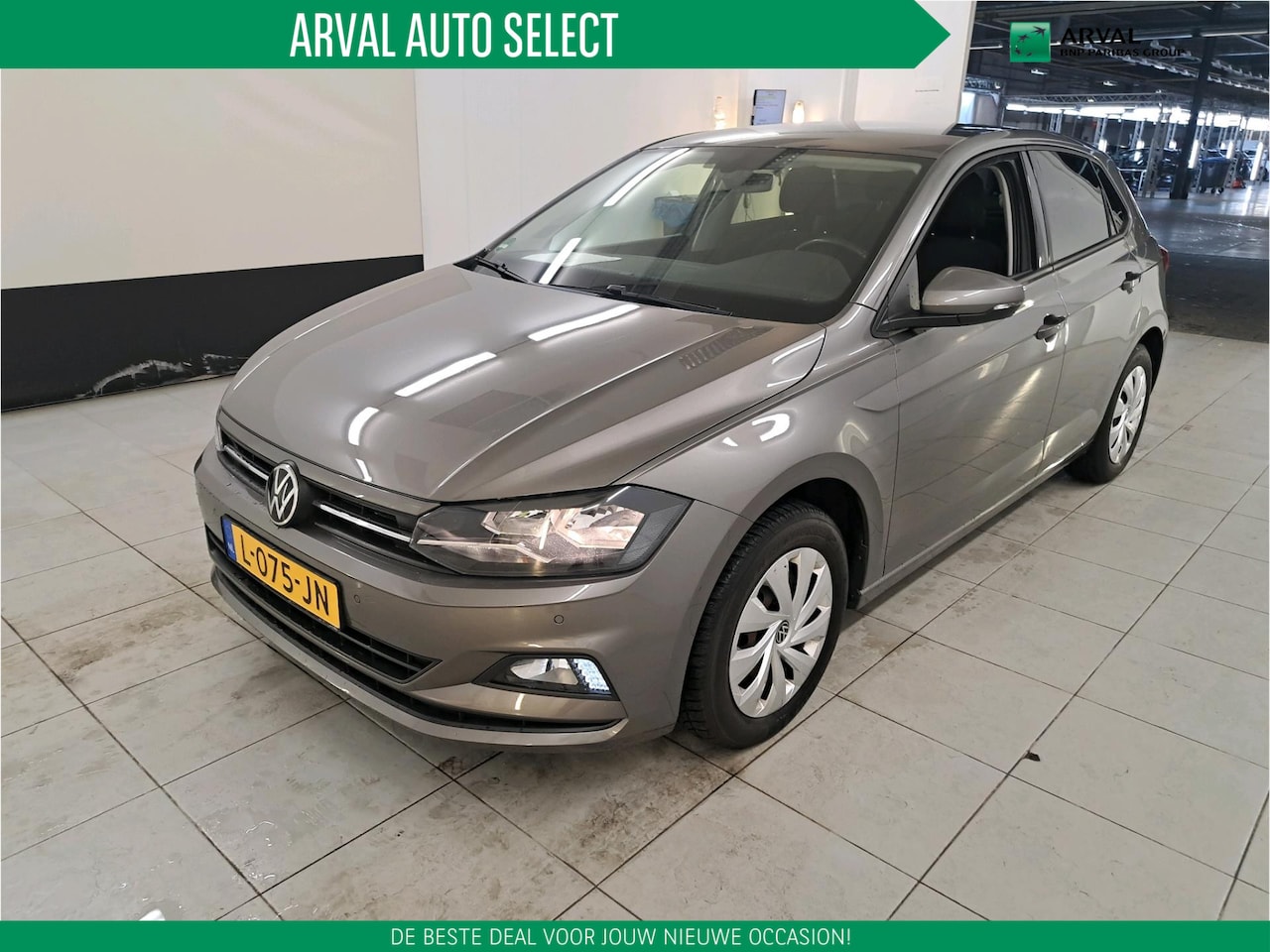 Volkswagen Polo - 1.0 TSI 95pk Comfortline | Executive | Licht & Zicht Pakket | Navigatie | Apple CarPlay / - AutoWereld.nl