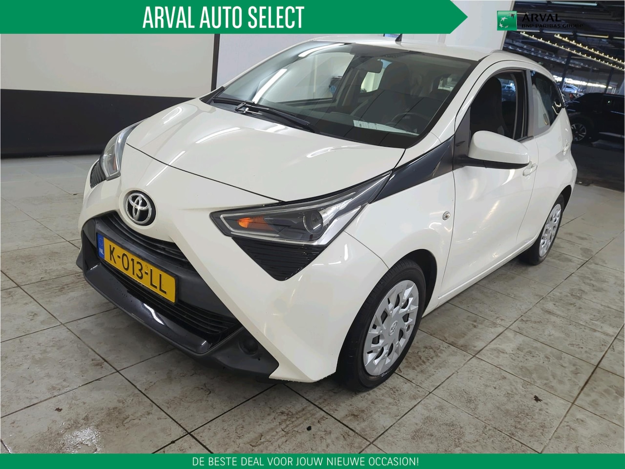 Toyota Aygo - 1.0 VVT-i 72pk x-play | Navigatie via Apple CarPlay / Android auto | Camera | Aircondition - AutoWereld.nl