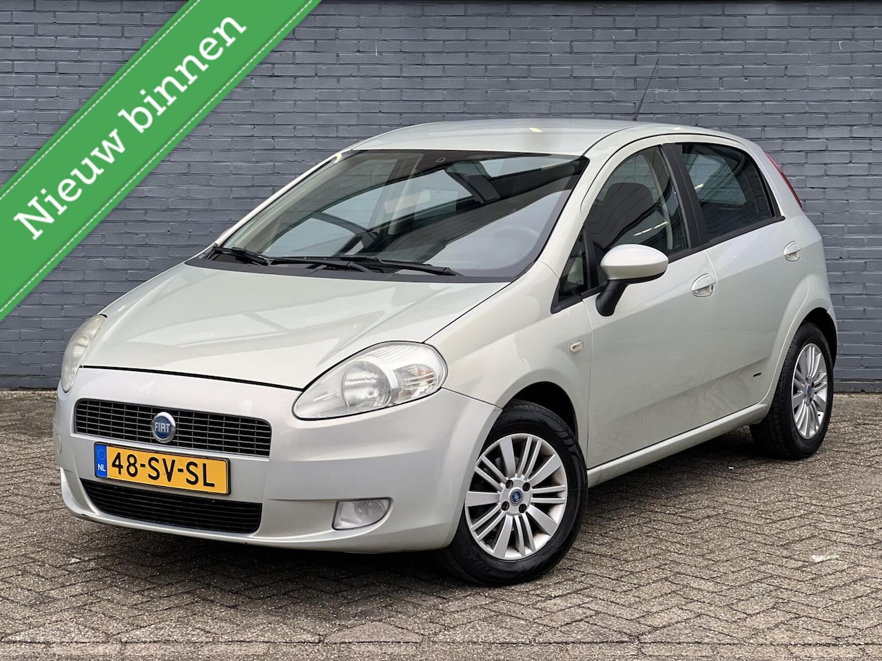 Fiat Grande Punto - 1.4-16V Emotion 1.4-16V Emotion - AutoWereld.nl