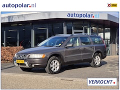 Volvo XC70 - 2.5 T Summum Trekhaak/Leder/Schuifdak etc
