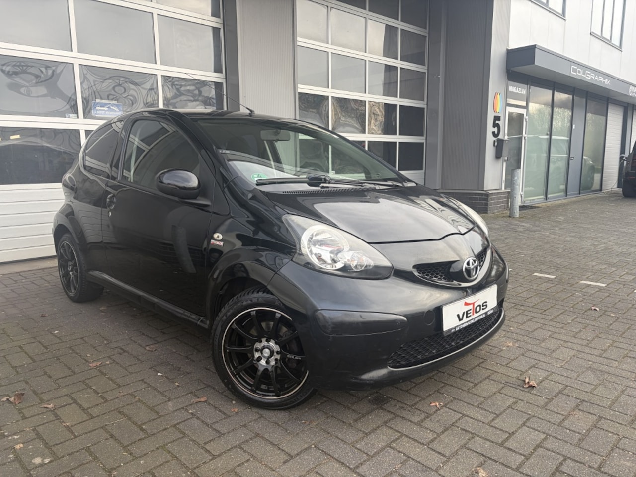 Toyota Aygo - 1.0-12V/ AIRCO / BLACK EDITION - AutoWereld.nl