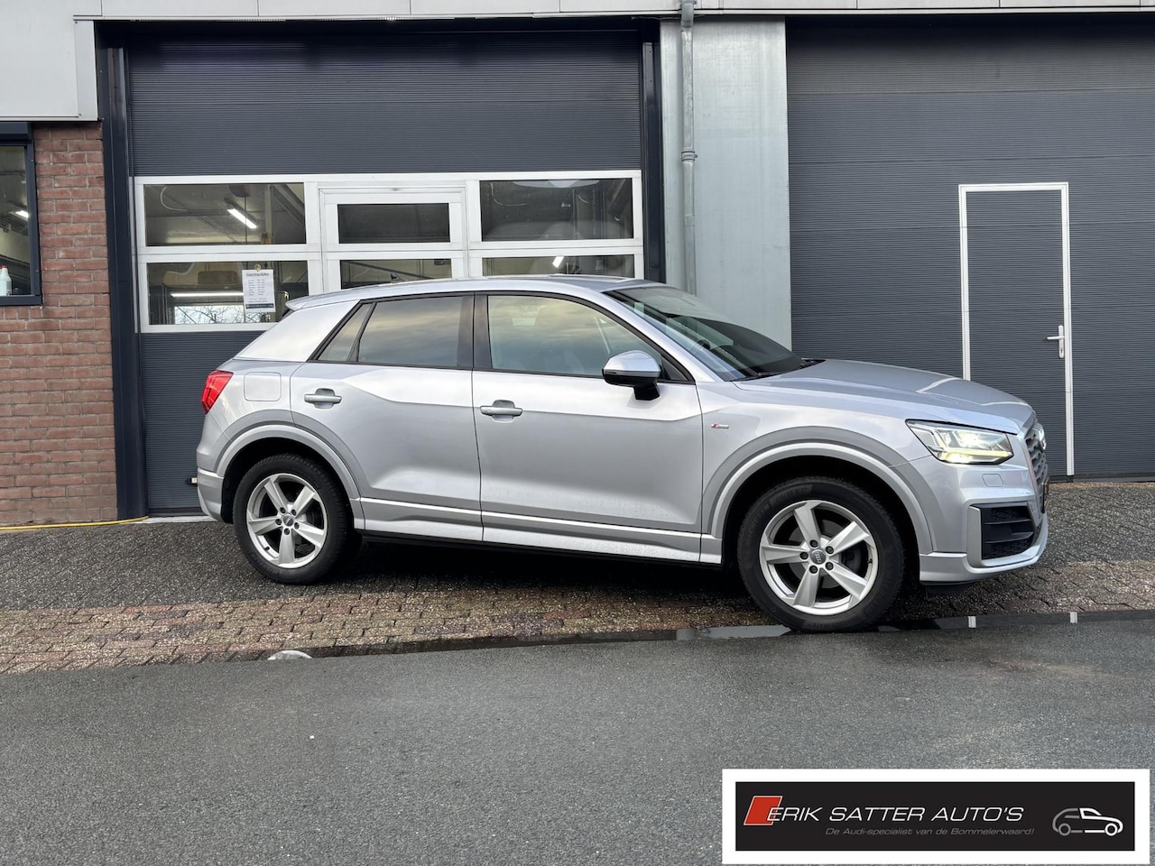Audi Q2 - 35 TFSI CoD Sport S line Edition LED| PDC| Private glass| Vierseizoen band - AutoWereld.nl