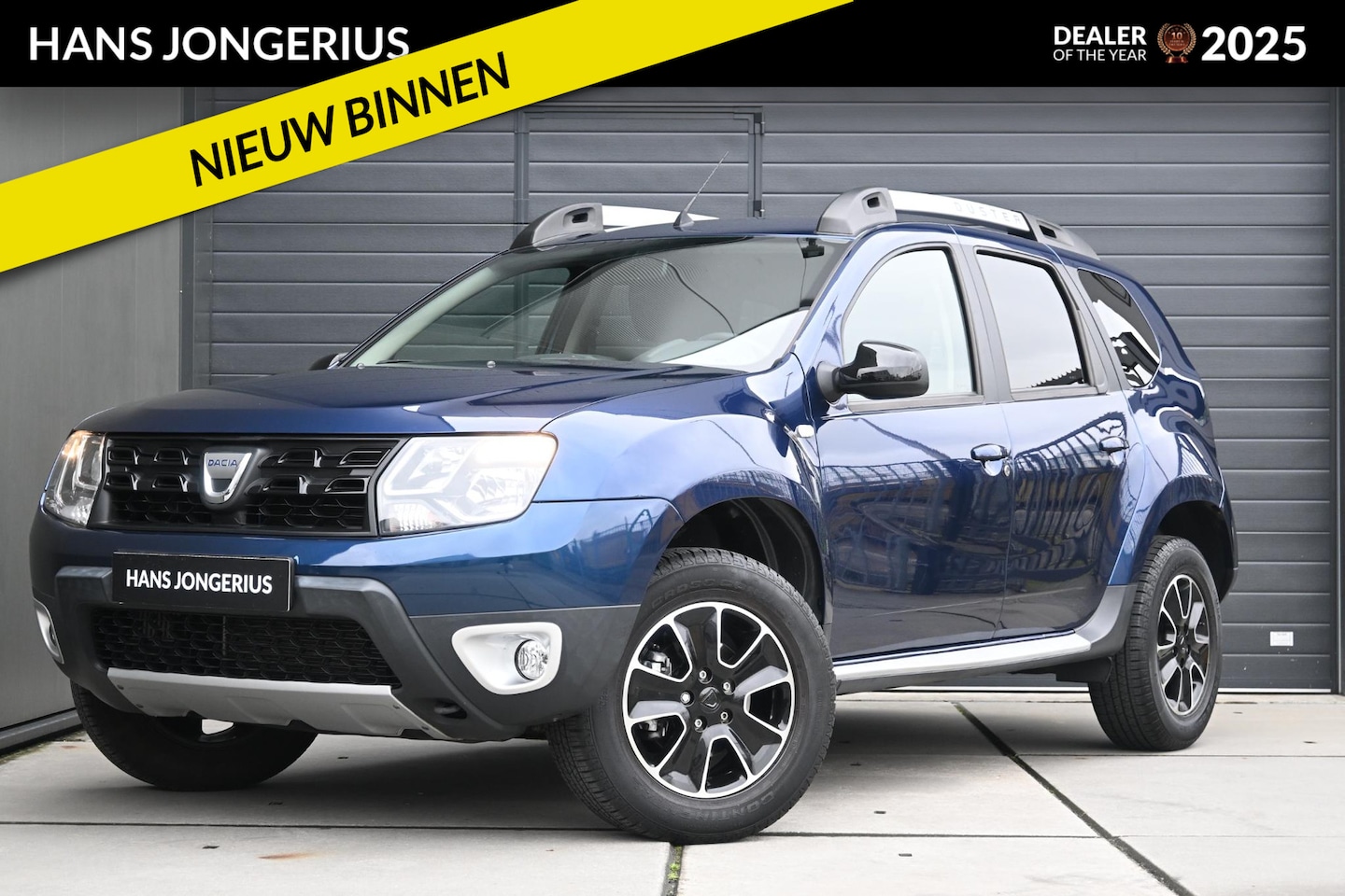 Dacia Duster - TCe 130 4x2 Blackshadow | TREKHAAK | CAMERA | STOELVERWARMING | NAVI | LEDER | CRUISE CONT - AutoWereld.nl