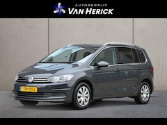 Volkswagen Touran - 1.4 TSI 150PK Comfortline Business Automaat | Trekhaak | Cruise Control