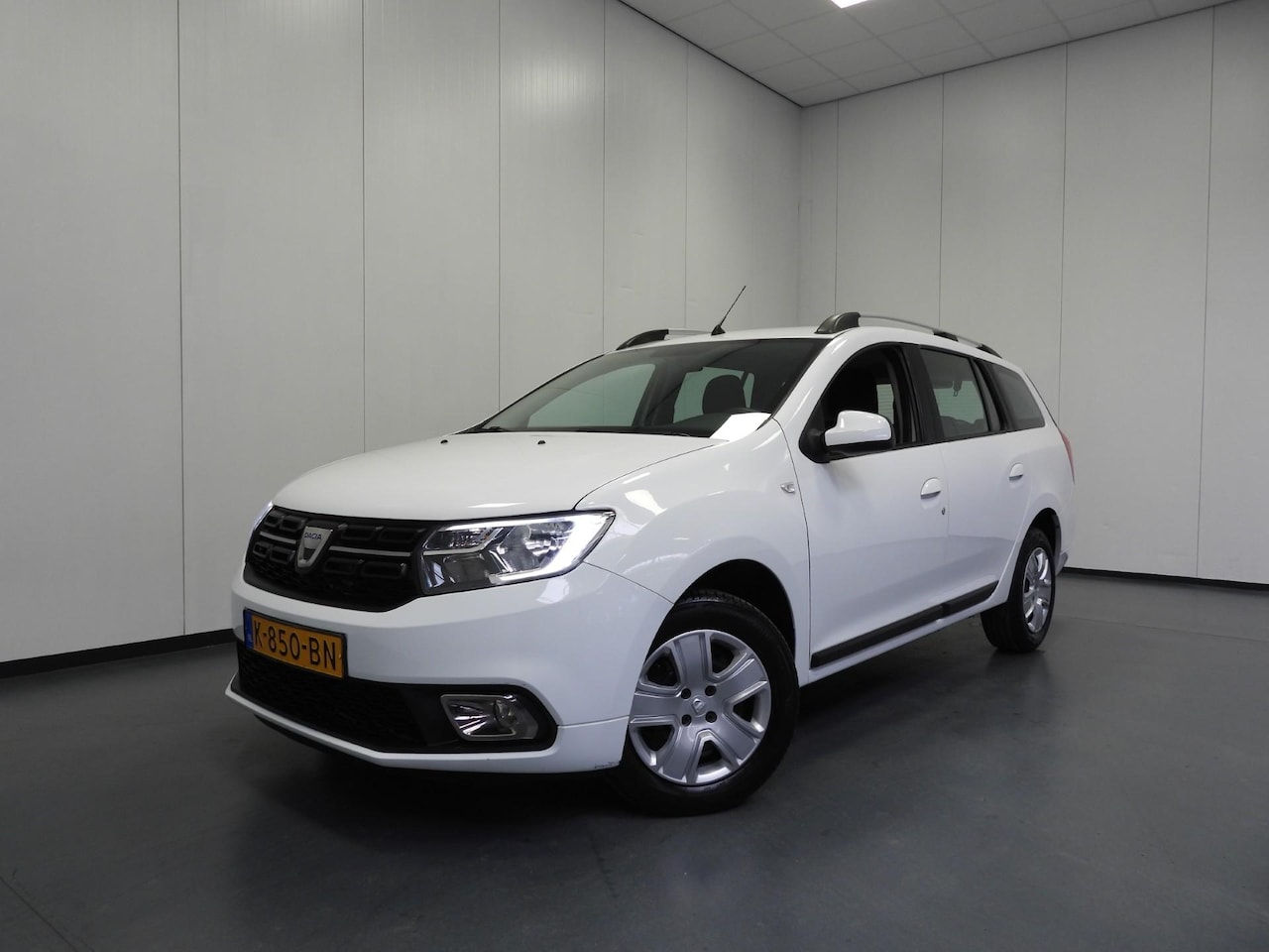 Dacia Logan MCV - 1.0 TCe Bi-Fuel Comfort LPG-G3/NAVI/CAMERA/AIRCO/CRUISE! - AutoWereld.nl