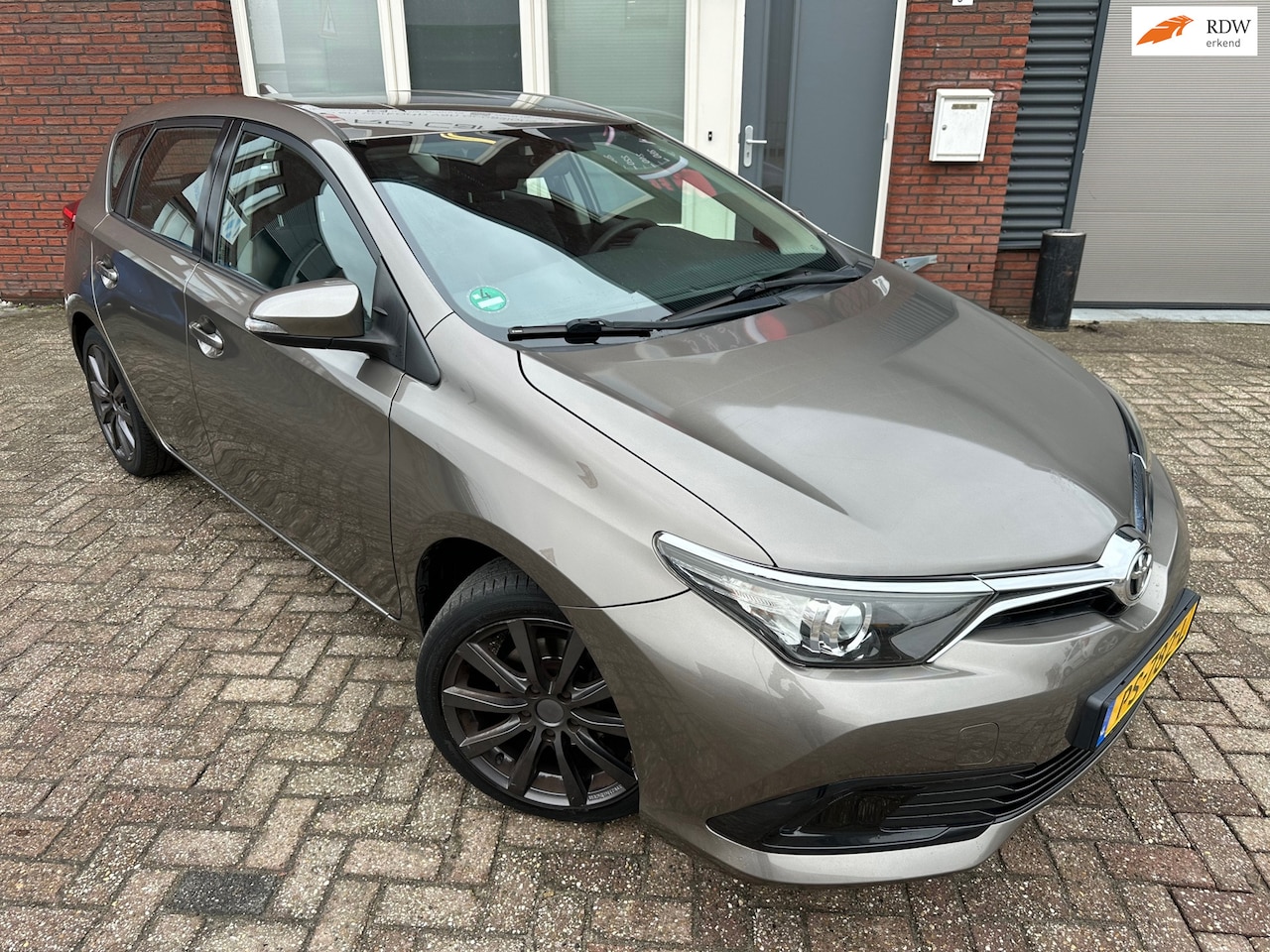 Toyota Auris - 1.3 Now / Airco / Clima / NAP / LM - AutoWereld.nl