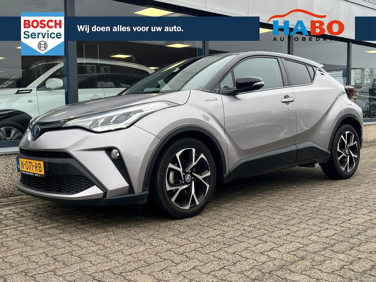 Toyota C-HR - 1.8 HYBRID STYLE CVT AUTOMAAT ECC/CRUISE/NAV/CAMERA/STOEL.VERWARM/JBL.SOUND.SYSTEEM - AutoWereld.nl