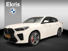 BMW X2 - sDrive20i | M-Sportpakket | LED | Leder | Navigatie | Sportstoelen | Elektr. zetels | Keyl