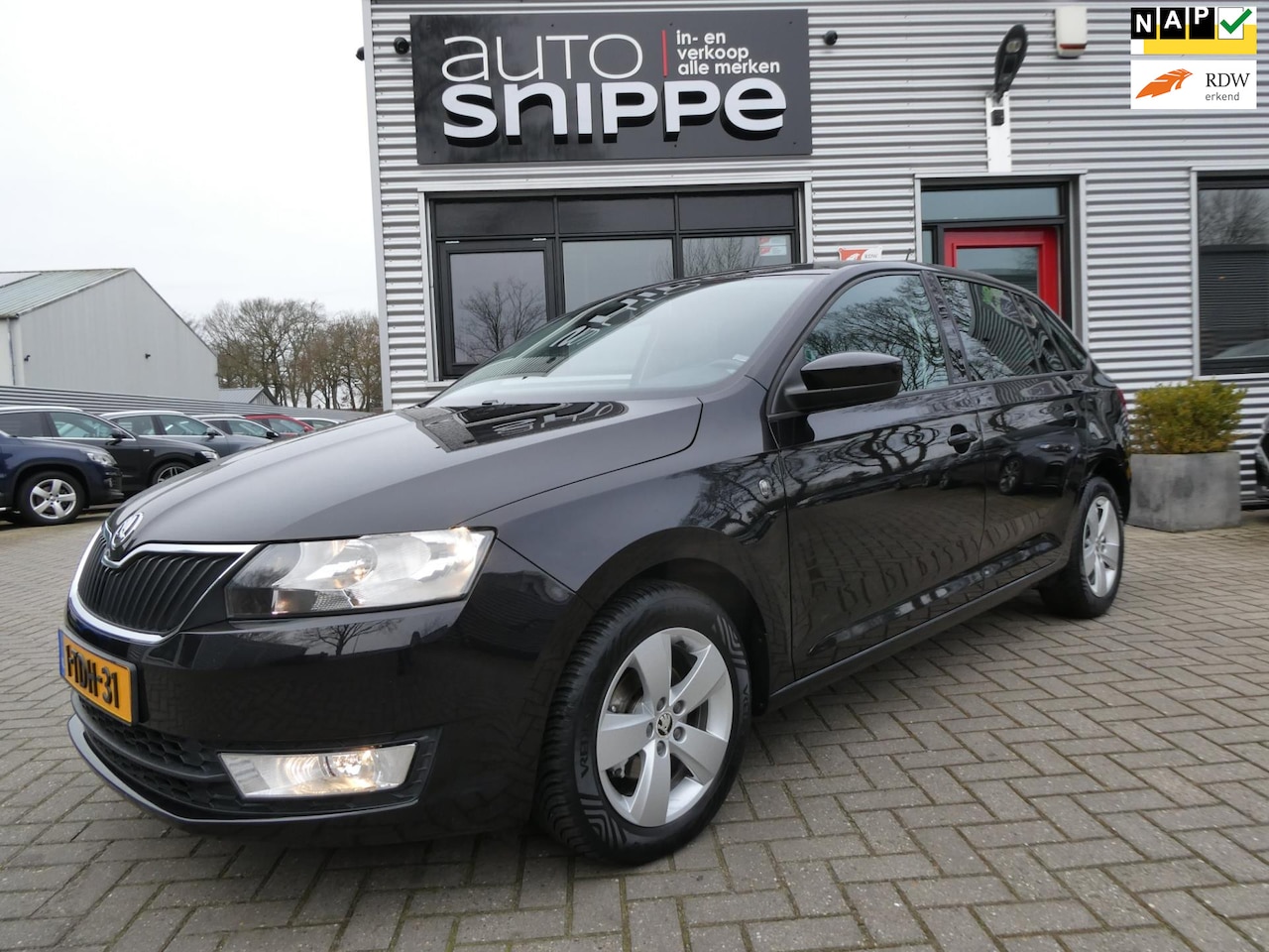 Skoda Rapid Spaceback - 1.2 TSI Greentech Ambition Businessline Pro TREKHAAK-AIRCO-NAVI-CRUISE - AutoWereld.nl