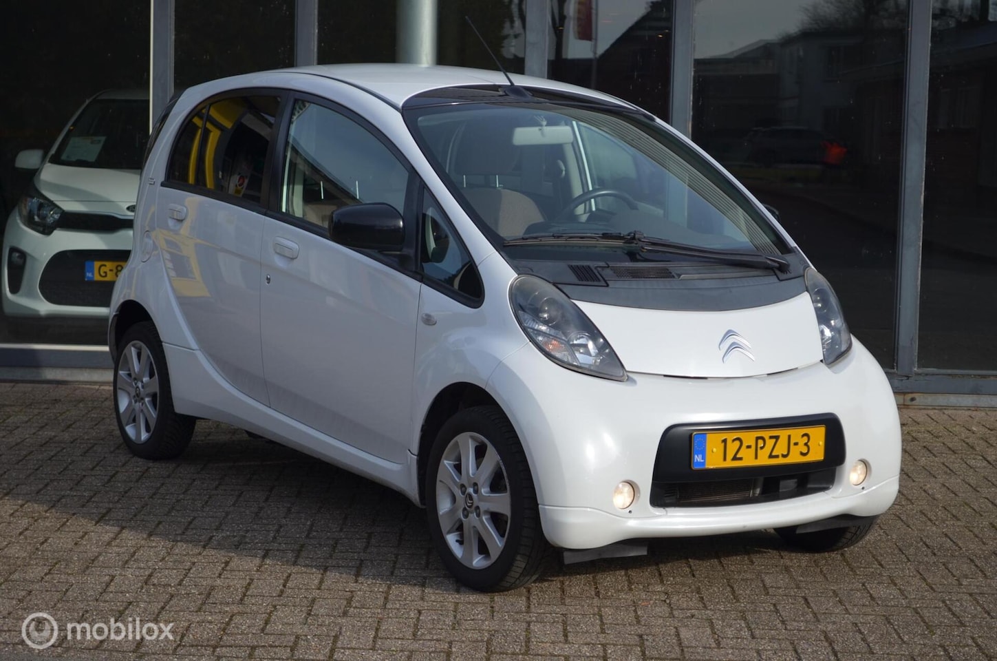 Citroën C-Zero - 4-persoons 16 kWh - AutoWereld.nl