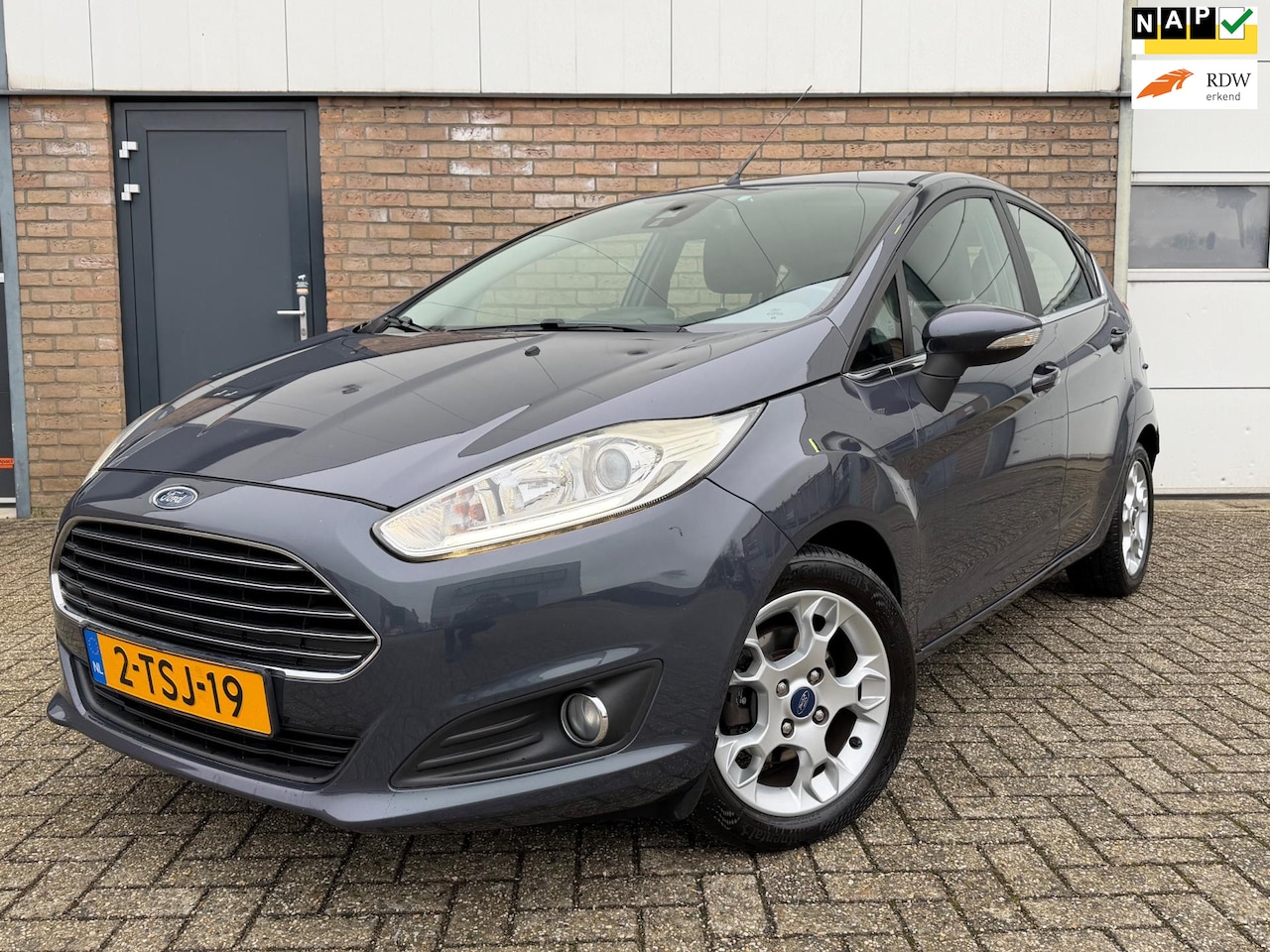 Ford Fiesta - 1.6 TDCi Lease Titanium NAVI/CLIMATE/NETTE AUTO !!! - AutoWereld.nl
