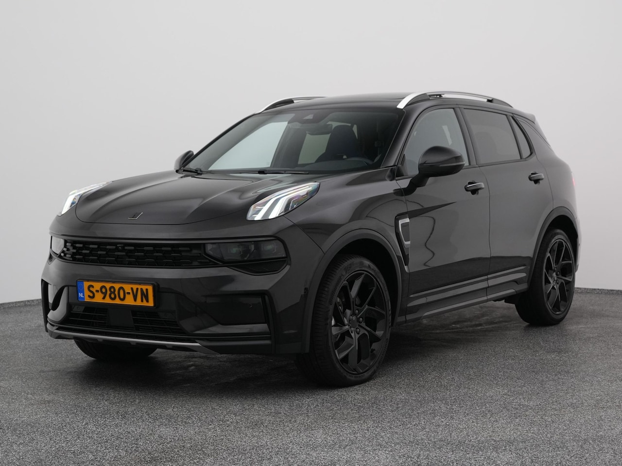 Lynk & Co 01 - 1.5 Plug-in Hybrid | 360° | BLACK | ZWARTE HEMEL | NLD AUTO - AutoWereld.nl