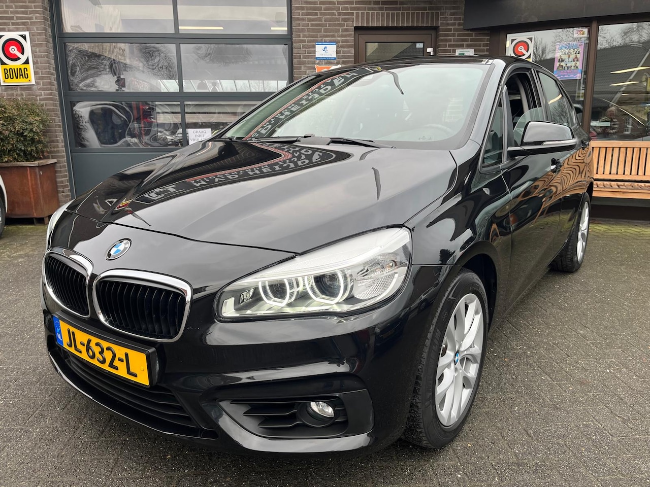 BMW 2-serie Active Tourer - Tour. 218I AUTOMAAT EXE Trekhaak PDC - AutoWereld.nl