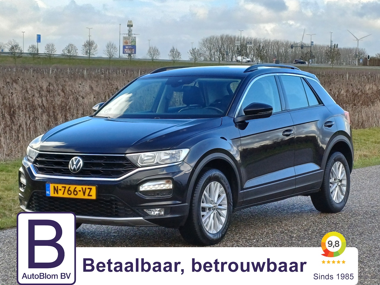 Volkswagen T-Roc - 1.5 TSI Style /Leer/Stoelverw./Navi/Clima/Park. hulp/16"/ - AutoWereld.nl
