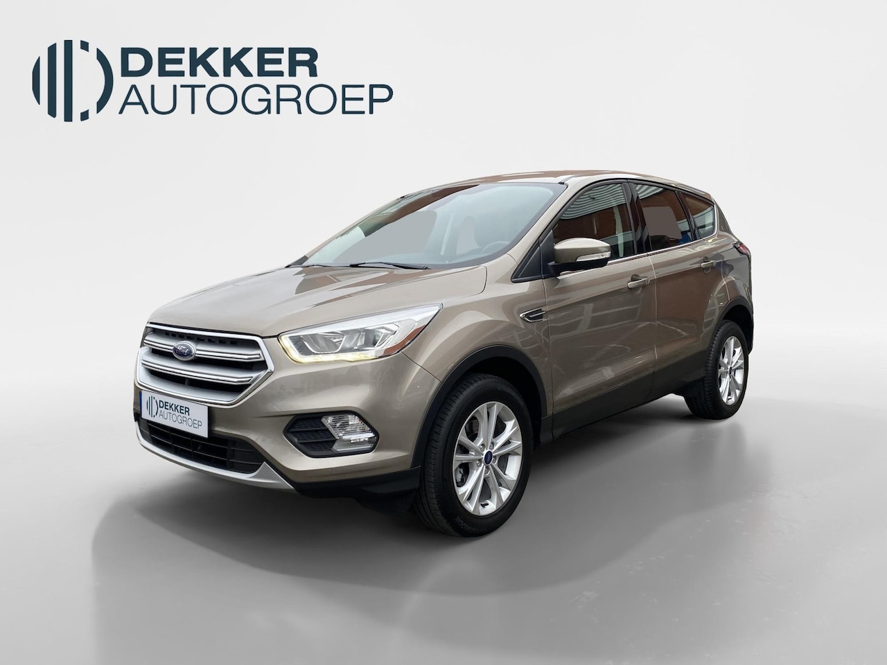 Ford Kuga - 1.5 EcoBoost Titanium TREKHAAK. - AutoWereld.nl