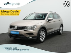Volkswagen Tiguan - 1.5 TSI 150 pk DSG ACT Comfortline | Trekhaak | Achteruitrijcamera | Navigatie | Adaptive