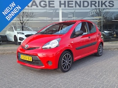 Toyota Aygo - 1.0 VVT-i Now | Airco | LM velgen | NAP lage kilometers |