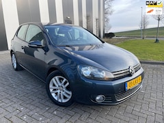 Volkswagen Golf - 1.2 TSI Highline BlueMotion Clima-Cruise-Trekhaak-2 Sleutels