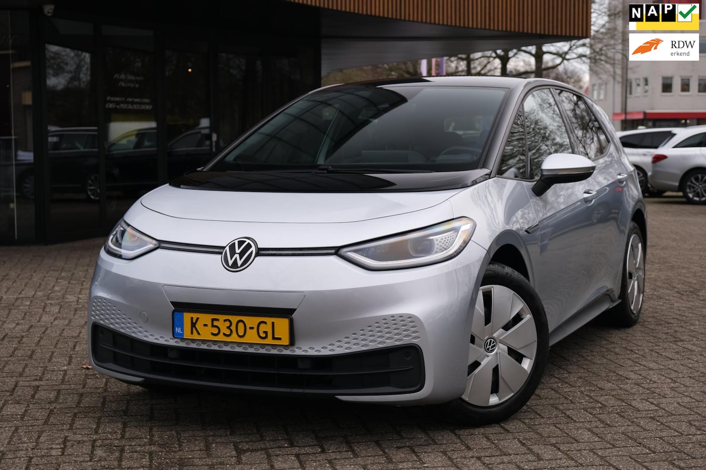 Volkswagen ID.3 - Business 58 kWh|ACC|Winterpakket|Camera|SoH89%|Keyless|Lane - AutoWereld.nl