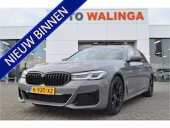BMW 5-serie Touring - 520 I M Pakket Comfortstoelen | Stoelverwarming | Carplay | Camera | 19 Inch. vlg