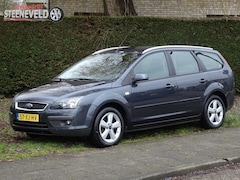 Ford Focus Wagon - 1.6 Futura met Radio en Airco Nieuwe Distributieriem
