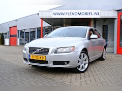 Volvo S80 - 2.5 T Momentum Aut. Leder|Clima|LMV